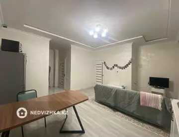 2-комнатная квартира, этаж 1 из 4, 52 м²