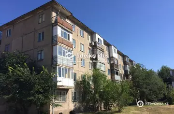 2-комнатная квартира, этаж 1 из 5, 45 м²