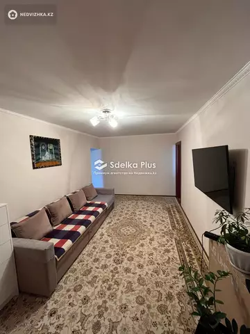 2-комнатная квартира, этаж 1 из 5, 45 м²