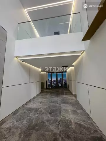 3-комнатная квартира, этаж 4 из 4, 74 м²