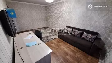 2-комнатная квартира, этаж 4 из 4, 42 м²