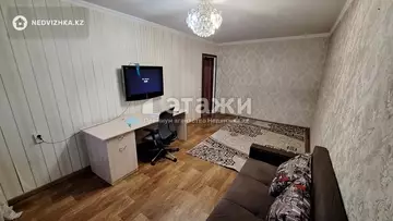 2-комнатная квартира, этаж 4 из 4, 42 м²