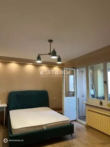 5-комнатная квартира, этаж 9 из 17, 189 м²