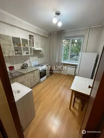 1-комнатная квартира, этаж 2 из 5, 32 м²