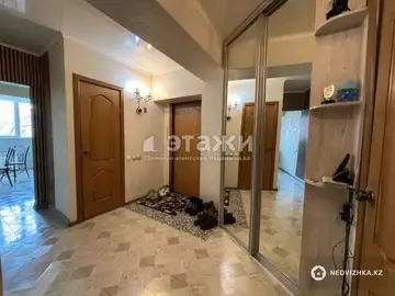 3-комнатная квартира, этаж 2 из 9, 63 м²