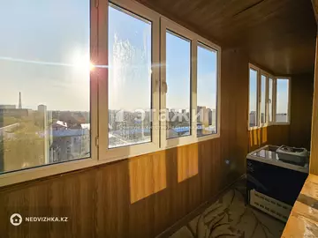3-комнатная квартира, этаж 9 из 10, 100 м², на длительный срок