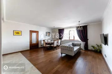 101.8 м², 3-комнатная квартира, этаж 9 из 10, 102 м², изображение - 0