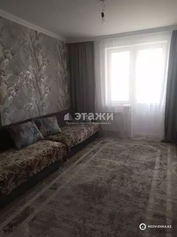 1-комнатная квартира, этаж 4 из 7, 39 м²