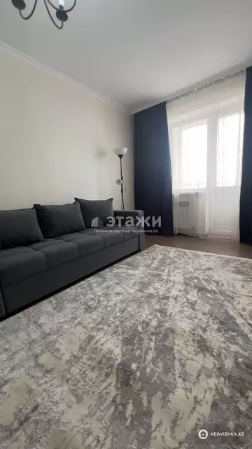 1-комнатная квартира, этаж 3 из 8, 36 м²