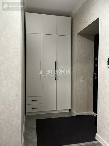 42 м², 1-комнатная квартира, этаж 9 из 10, 42 м², изображение - 1
