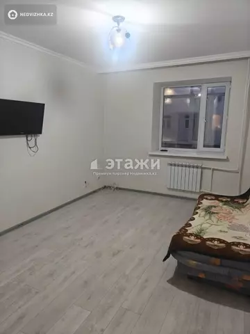36.3 м², 1-комнатная квартира, этаж 3 из 5, 36 м², изображение - 2