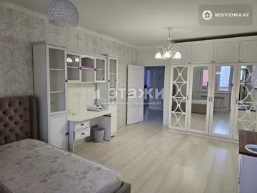 4-комнатная квартира, этаж 6 из 9, 146 м²
