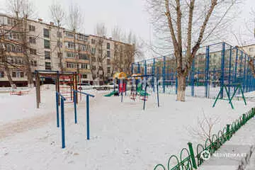 3-комнатная квартира, этаж 4 из 5, 60 м²