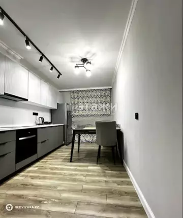 2-комнатная квартира, этаж 2 из 5, 55 м²