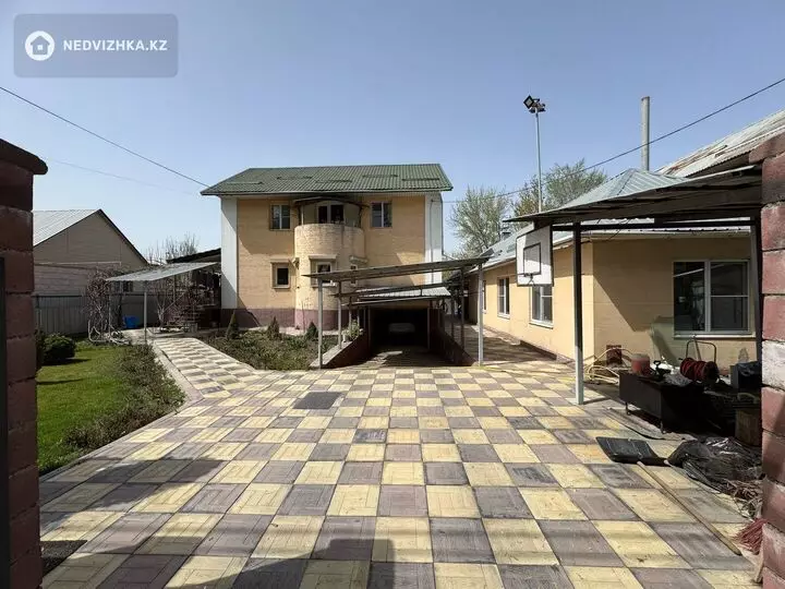 250 м², 5-комнатный дом, 7 соток, 250 м², изображение - 1