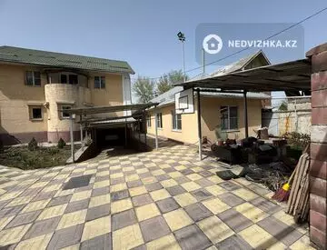 5-комнатный дом, 7 соток, 250 м²