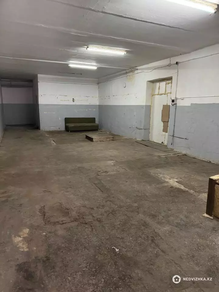 82.3 м², Помещение, этаж 1 из 2, 82 м², на длительный срок, изображение - 1