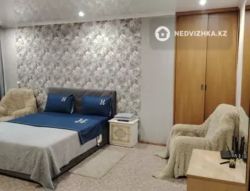 1-комнатная квартира, этаж 2 из 5, 36 м², по часам