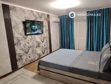 1-комнатная квартира, этаж 2 из 5, 36 м², по часам