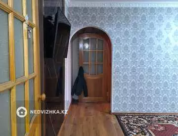 2-комнатная квартира, этаж 2 из 4, 46 м²