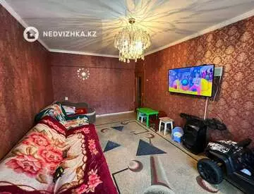 3-комнатная квартира, этаж 1 из 5, 62 м²
