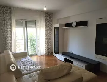 3-комнатная квартира, этаж 1 из 5, 68 м²