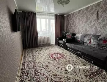1-комнатная квартира, этаж 3 из 5, 32 м²