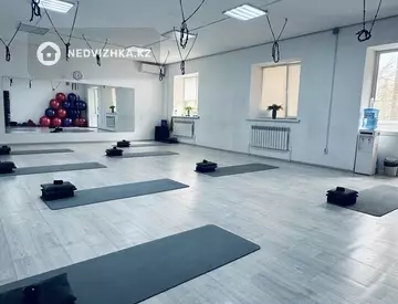 Комната, 165 м², по часам