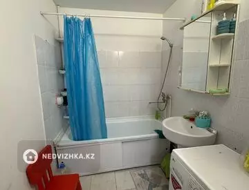 Комната, 63 м², на длительный срок