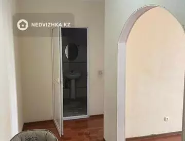 45 м², 1-комнатная квартира, этаж 4 из 9, 45 м², изображение - 3