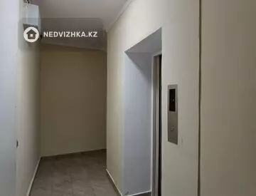 3-комнатная квартира, этаж 9 из 9, 93 м²