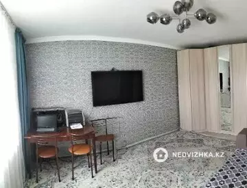 1-комнатная квартира, этаж 2 из 12, 39 м²