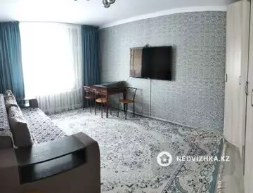 1-комнатная квартира, этаж 2 из 12, 39 м²