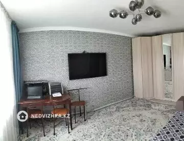 1-комнатная квартира, этаж 2 из 12, 39 м²