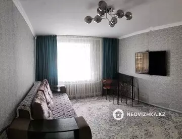1-комнатная квартира, этаж 2 из 12, 39 м²