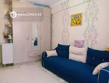 1-комнатная квартира, этаж 4 из 5, 15 м²