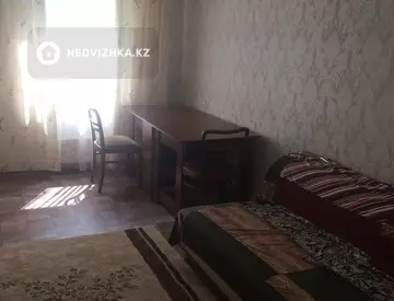 3-комнатная квартира, этаж 3 из 5, 58 м², на длительный срок