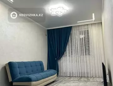 3-комнатная квартира, этаж 9 из 9, 60 м²