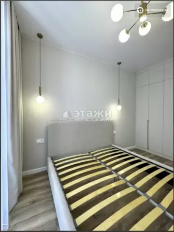 2-комнатная квартира, этаж 4 из 12, 42 м²