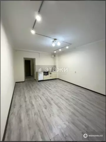 1-комнатная квартира, этаж 1 из 5, 30 м²