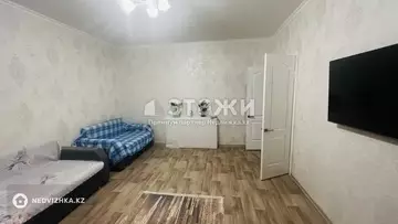 1-комнатная квартира, этаж 10 из 10, 46 м²