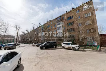 3-комнатная квартира, этаж 5 из 5, 59 м²