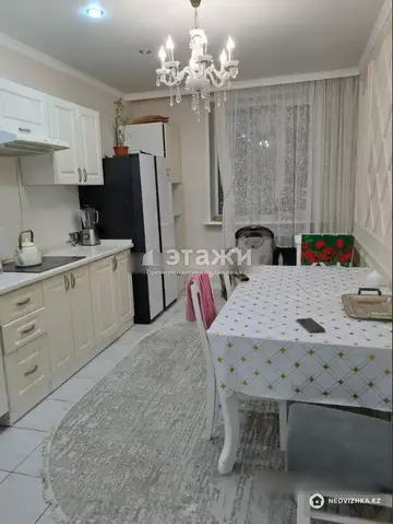 2-комнатная квартира, этаж 7 из 12, 70 м²