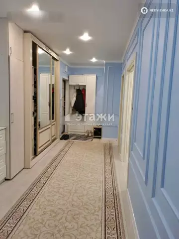 2-комнатная квартира, этаж 7 из 12, 70 м²