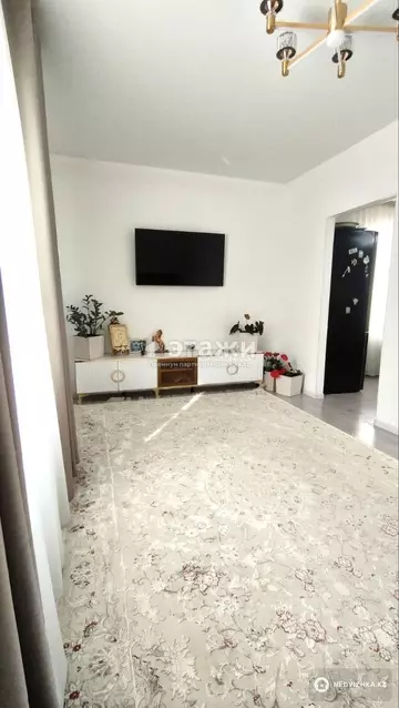 2-комнатная квартира, этаж 2 из 3, 44 м²