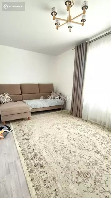 2-комнатная квартира, этаж 2 из 3, 44 м²
