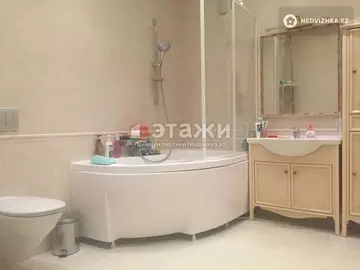 4-комнатная квартира, этаж 3 из 10, 190 м²