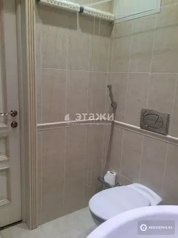 4-комнатная квартира, этаж 3 из 10, 190 м²