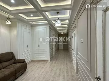 4-комнатная квартира, этаж 3 из 10, 190 м²