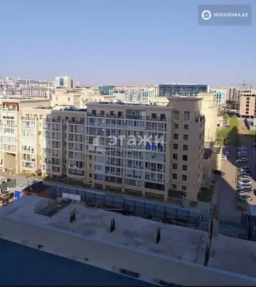 4-комнатная квартира, этаж 4 из 8, 140 м²